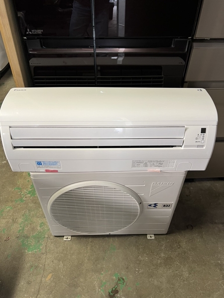 Điều hoà PVN852 Daikin 3.6kw 100V 2013