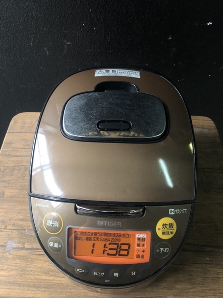 Nồi cơm 132 TIGER 1L