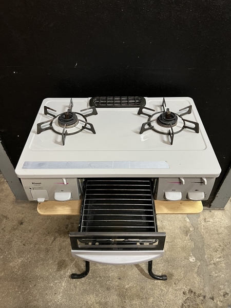 Bếp ga TOSHI 54 - RINNAI 2014