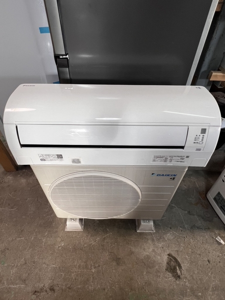 Điều hoà PVN1328 Daikin 2.2Kw 2023