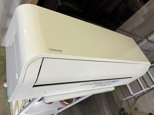 Điều hoà 434 TOSHIBA 2017 4.0KW 200V