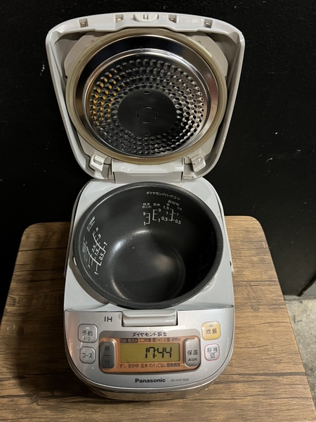 Nồi cơm 78 - PANASONIC 2014 1L