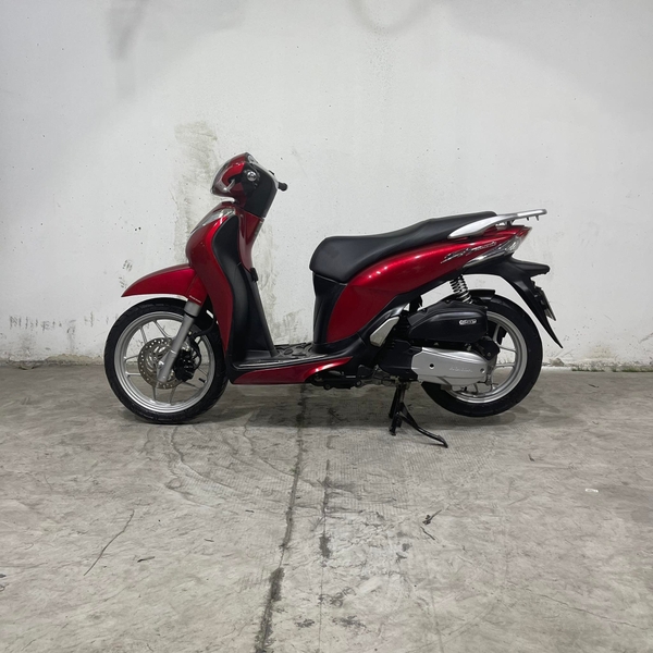 Honda SH Mode và khác biệt với SH125i  VnExpress