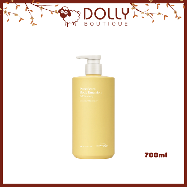 Chai dưỡng thể Beyond Fall In Honey 700ml màu vàng mật ong, thiết kế vòi tiện lợi, hương thơm ngọt ngào, giúp dưỡng ẩm và làm mềm da hiệu quả.