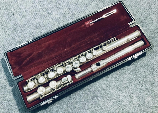 Flute Yamaha YFL-221