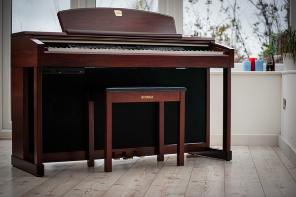 yamaha clp170 st music