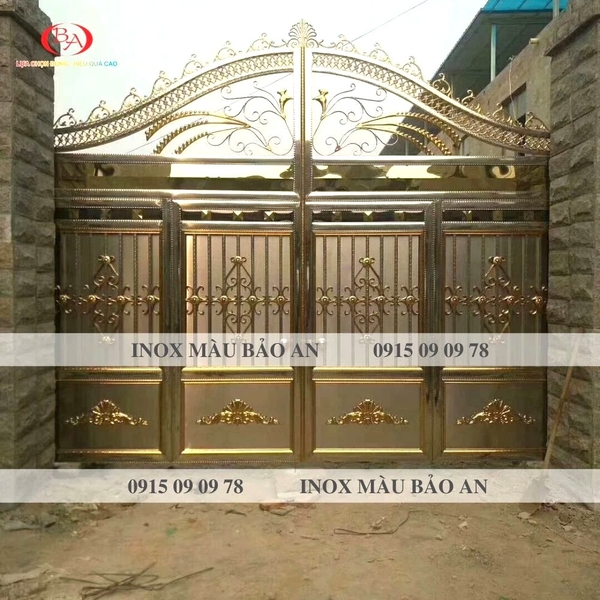 Mẫu cổng C18