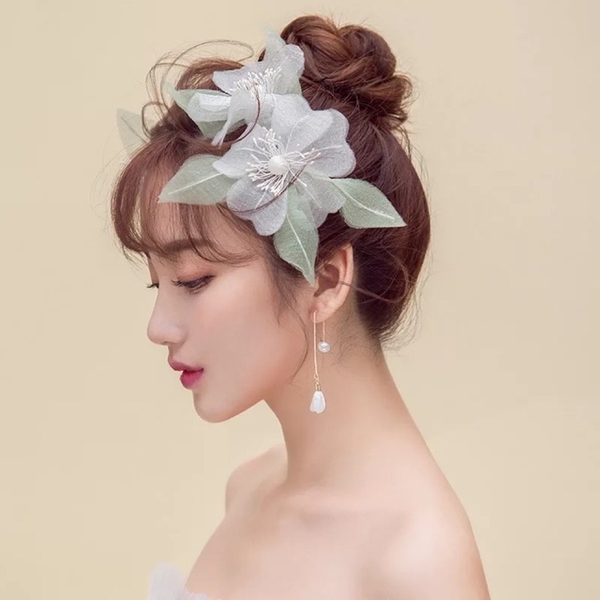 Cài tóc cô dâu hoa voan lá xanh nhẹ nhà cho 2019