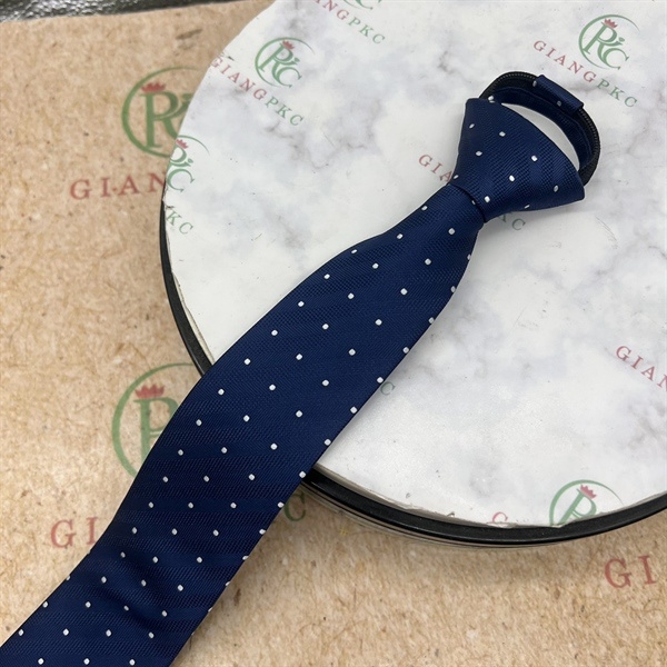 Cà vạt nam mẫu thắt sẵn dây kéo 6cm cao cấp màu xanh chấm bi tròn mẫu mới nhất 2023 Giangpkc