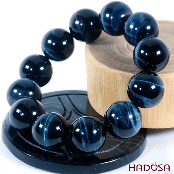 Muốn gia hòa, vạn sự hưng - mua ngay vòng tay phong thủy mệnh Thủy cực thời trang, hút may mắn