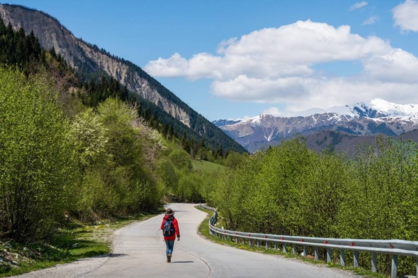 Kinh nghiệm du lịch Georgia qua Hành trình khám phá mùa xuân