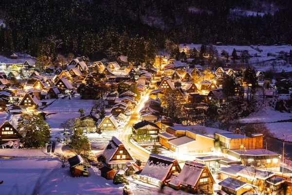 Khám phá Takayama nổi tiếng với làng cổ Shirakawago và thịt bò Hida trứ danh Gifu