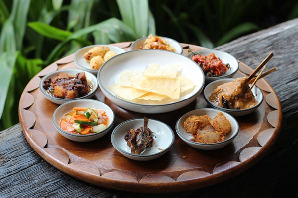 View đẹp lạ, ẩm thực độc đáo - Top nhà hàng Michelin tốt nhất ở Bali