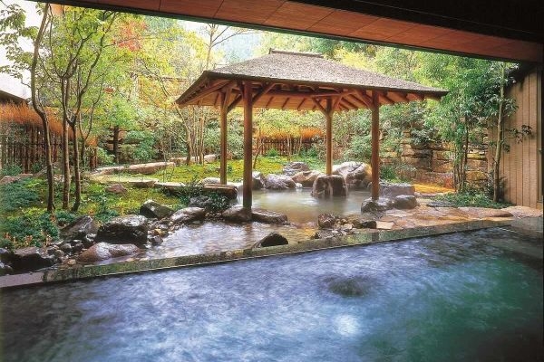 Tắm suối nước nóng ở Kinosaki