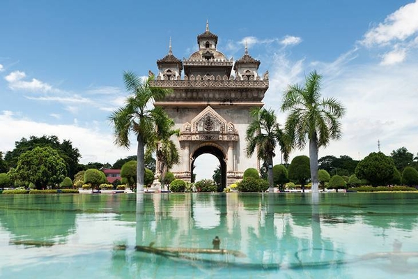 Du lịch Lào | Tour Lào Đường Bộ Paksan - Viêng Chăn - Luong Prabang - Xieng Khoang [5 Ngày 4 đêm] Năm 2022