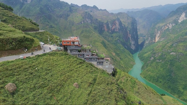 Du lịch Đông Bắc | Sài Gòn - Hà Nội - Hà Giang - Cao Bằng - Bắc Cạn [5 Ngày 4 Đêm] Khởi hành từ Sài Gòn