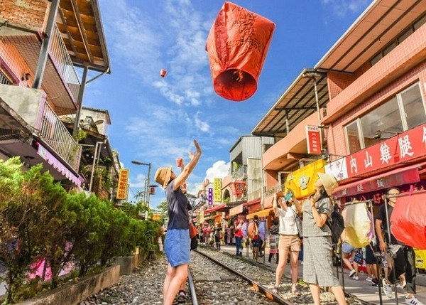 Du lịch Đài Loan Tết Âm Lịch 2023 | Cao Hùng - Đài Bắc - Đài Trung (5 Ngày 4 Đêm) - Bay Vietnamairlines