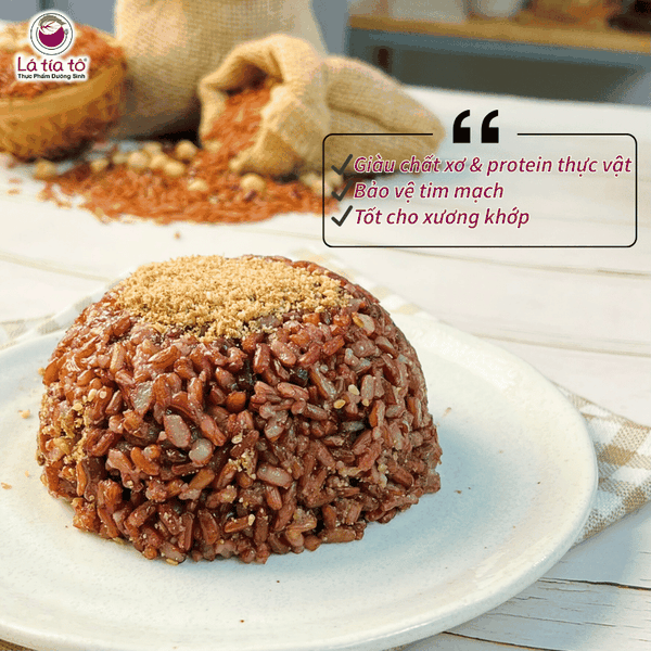 Cơm gạo lứt đậu gà