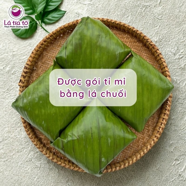 Xôi khúc hấp nóng