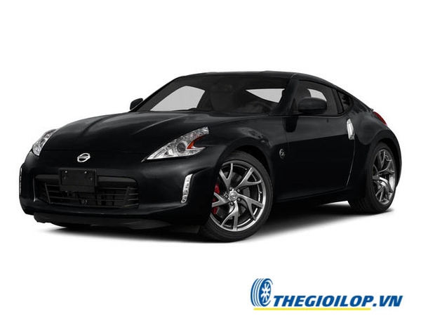 ac-quy-nissan-370z