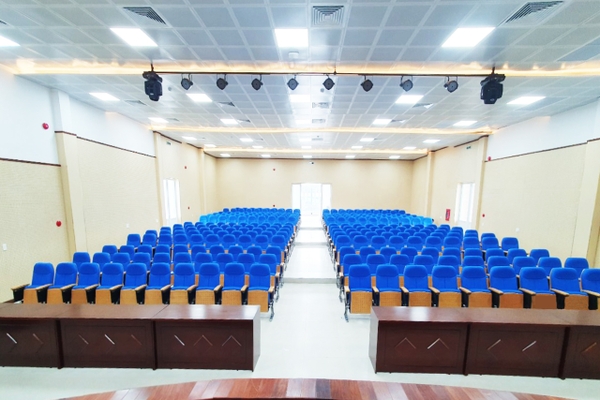 Ghế hội trường Đỉnh Phú