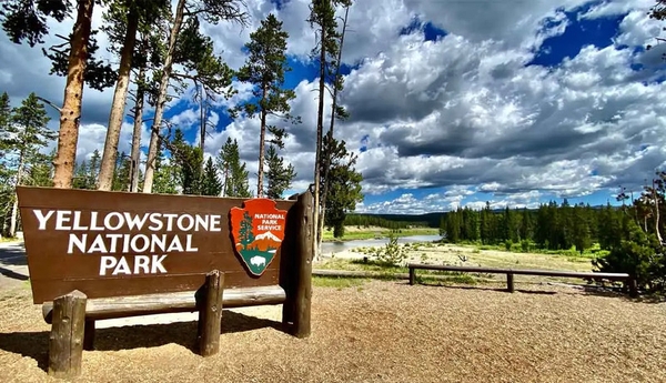 ngoisaotour.net - Tham Quan Công Viên Quốc Gia Yellowstone