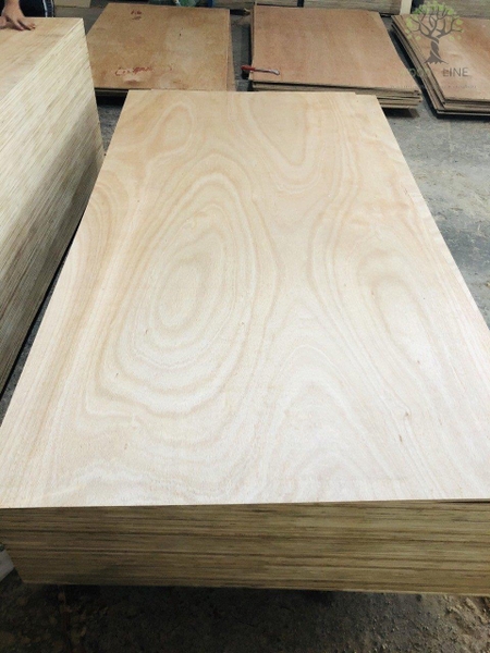 CALIBRATED COMMERCIA PLYWOOD