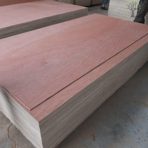 STANDARD COMMERCIAL PLYWOOD