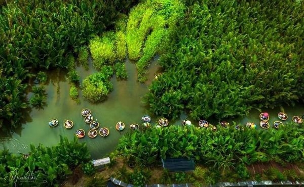 ĐÀ NẴNG _ BÀ NÀ HILLS _ CẦU BÀN TAY VÀNG