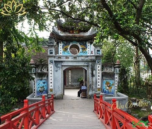 EXPLORE HA NOI half a day ( private tour or join group )