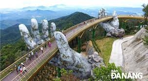ĐÀ NẴNG _ BÀ NÀ HILLS _ CẦU BÀN TAY VÀNG