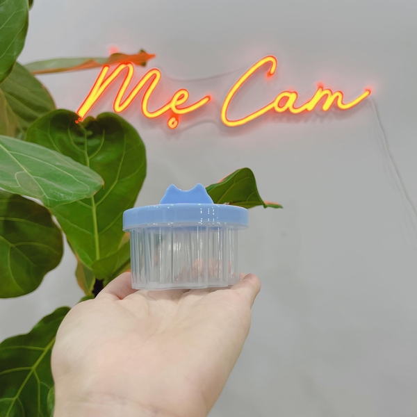 Bộ khuôn bánh 4 hình kèm cọ hình con vật