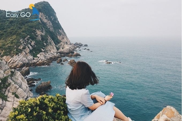 Ngắm nhìn trọn vẹn vẻ đẹp tự nhiên của Eo Gió Quan Lạn