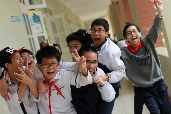 Học sinh vui khi được nghỉ tết