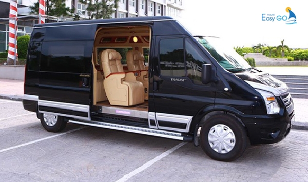 Xe limousine sẽ thích hợp với những gia đình, bạn bè