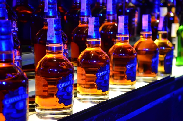 Rượu whisky và ẩm thực: Kết hợp tuyệt vời giữa món ăn và đồ uống
