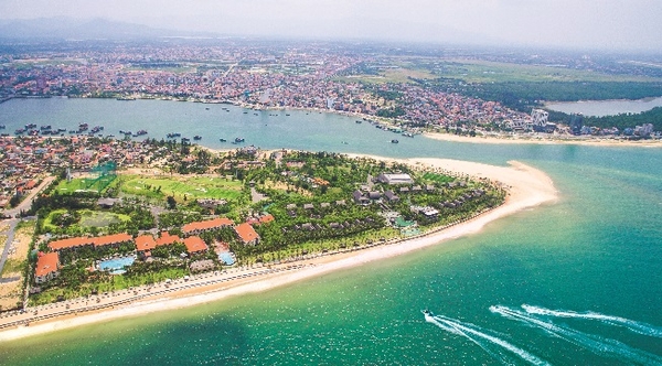 Bỏ Túi TOP 5 Resort Gần Biển Đẹp Nhất Quảng Bình