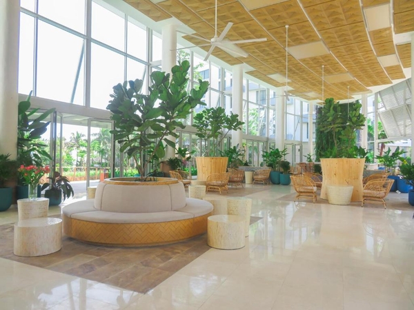 Melia Danang Beach Resort