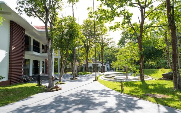 Alba Wellness Resort Huế