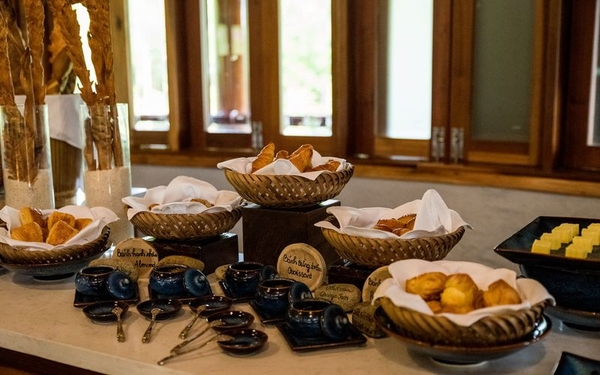 Alba Wellness Resort Huế