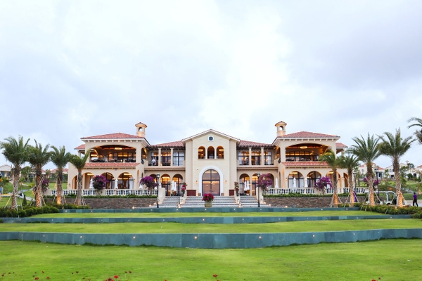 Centara Mirage Resort Mũi Né