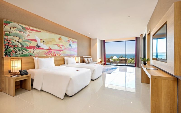Mikazuki Japanese Resorts & Spa