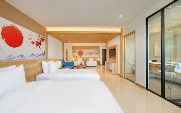 Mikazuki Japanese Resorts & Spa