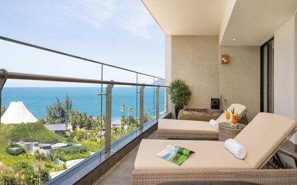 Mikazuki Japanese Resorts & Spa