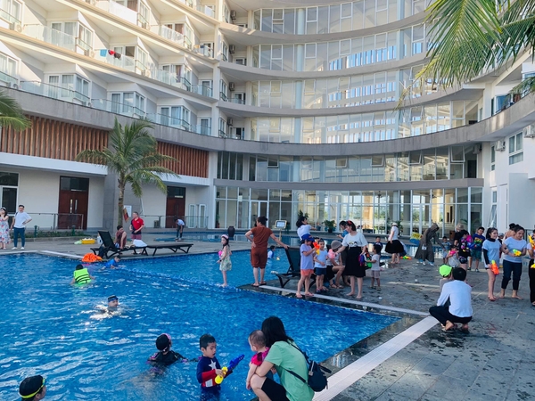 Duy Tân Hotel & Resort Quảng Bình