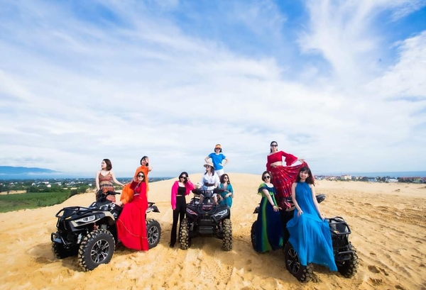 Tour Quảng Bình 2 ngày 1 đêm: Động Phong Nha – Thiên Đường – Biển Nhật Lệ – Vũng Chùa – Đá Nhảy – Đồi Cát