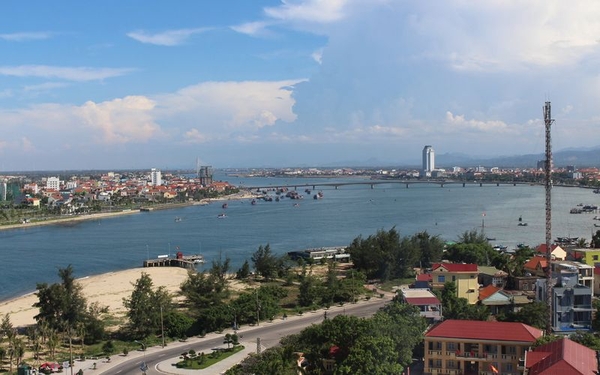 Khách sạn Mường Thanh Luxury Nhật Lệ