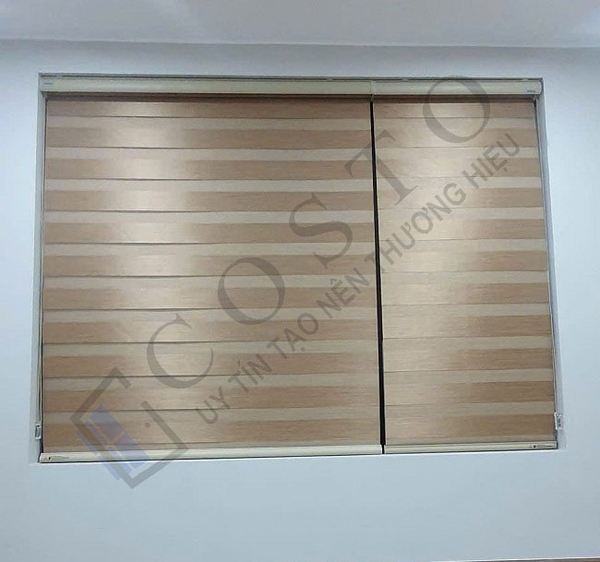 Rèm cầu vồng cửa sổ giá bao nhiêu