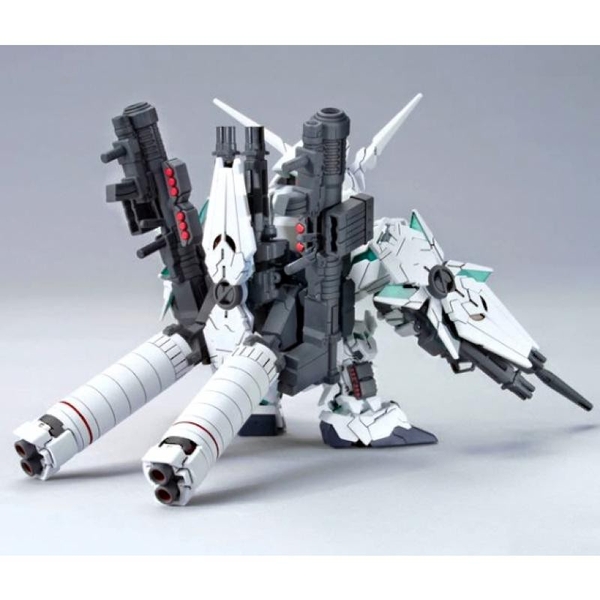 Bandai Gundam SD Full Armor Unicorn Model Kit - Snap-Fit, 8cm Tall, No Glue Needed