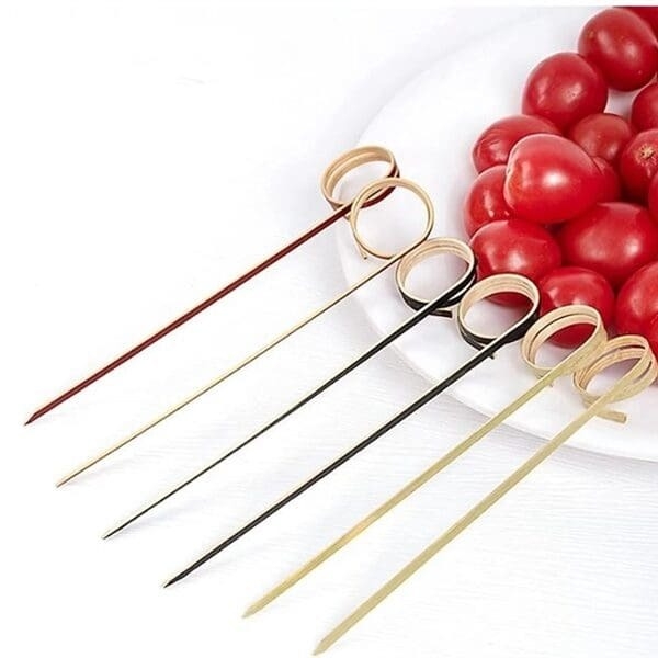 Tăm tre xiên trái cây thắt nút màu đỏ 100 chiếc, 12cm